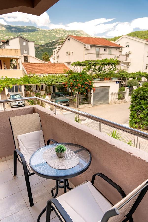 Guest House Jasna 부드바 외부 사진