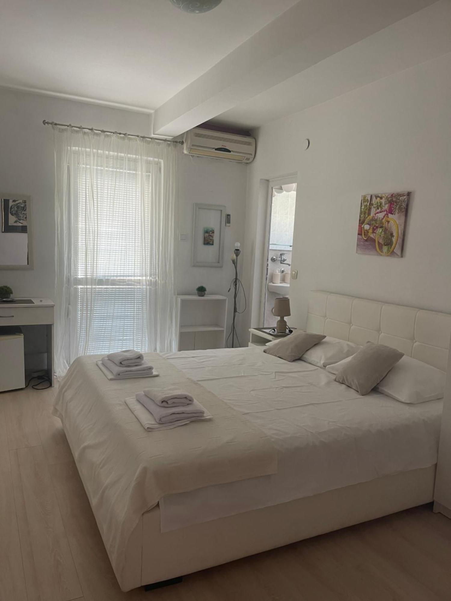 Guest House Jasna 부드바 외부 사진