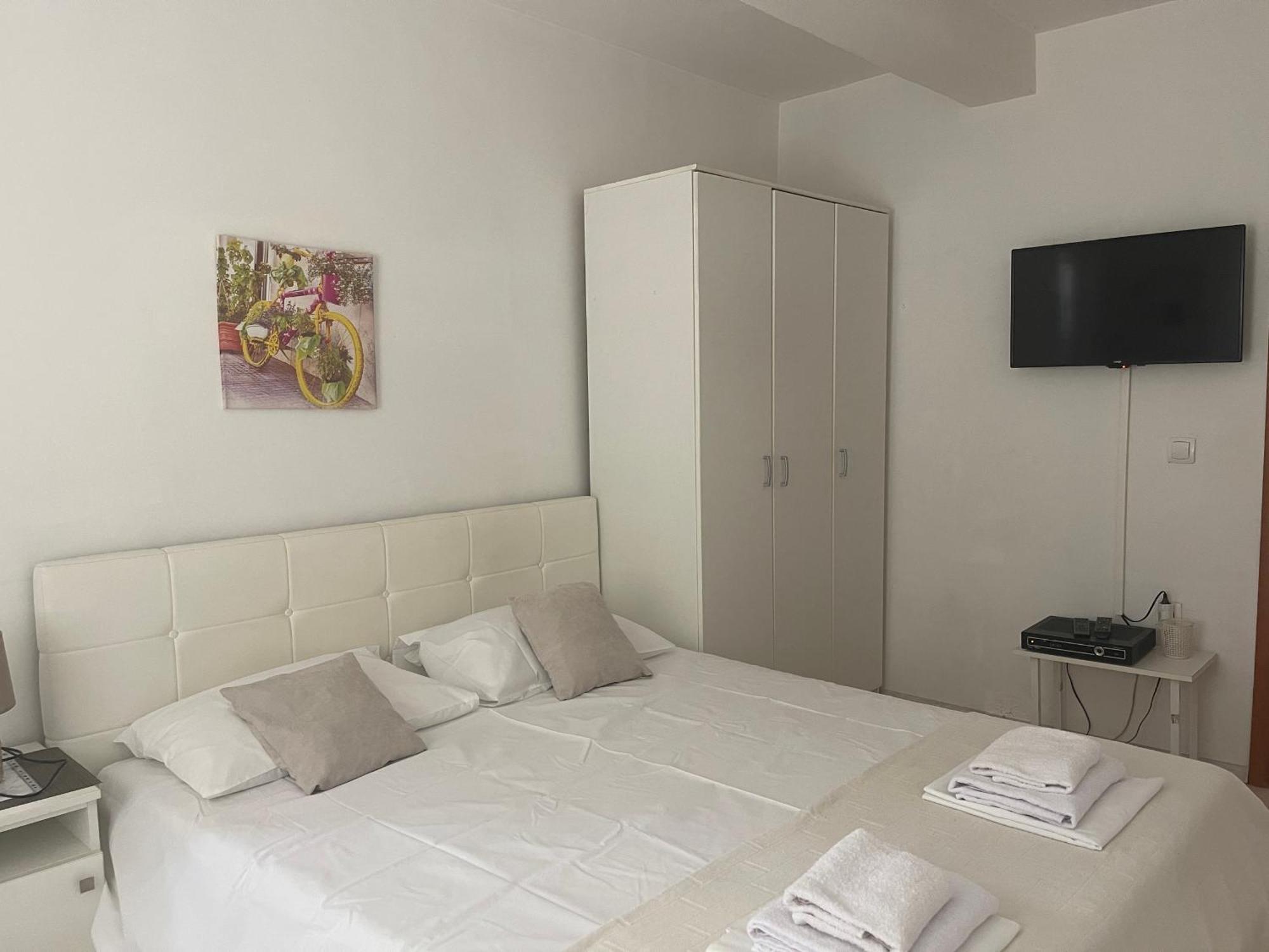 Guest House Jasna 부드바 외부 사진
